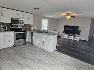 Photo 3 of 5 of home located at 900 Broken Feather Trl 343 Pflugerville, TX 78660