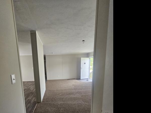 2015 Clayton 34SUN28523 Mobile Home