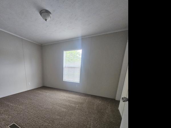2015 Clayton 34SUN28523 Mobile Home