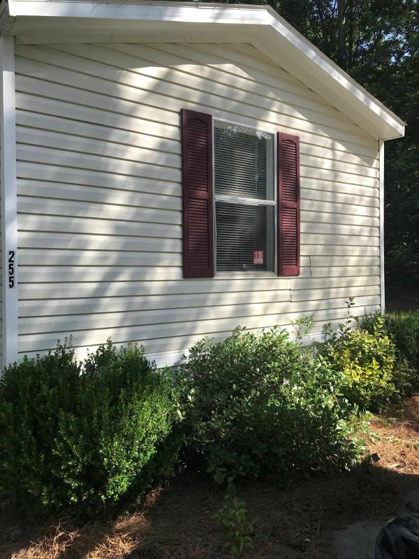 2004 Fleetwood Mobile Home For Sale