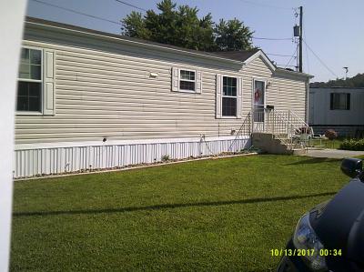 Mobile Home at 72 Pacemaker Plaza Toronto, OH 43964