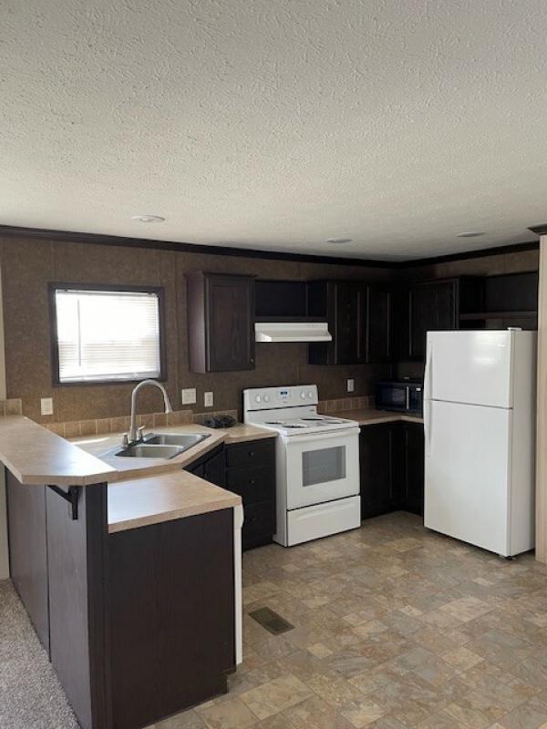 2016 Adventure 6562N  Home