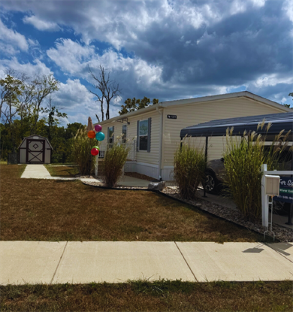 Photo 1 of 2 of home located at 1311 Scoter Duck Rd. Columbia, TN 38401