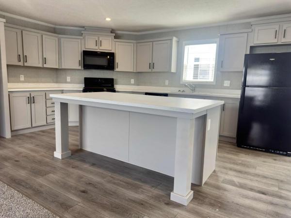 Photo 1 of 2 of home located at 6598 South Kimberly Drive Lot 326 Holly, MI 48442
