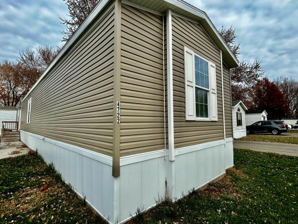 2022 Champion Dutch Edge II Mobile Home