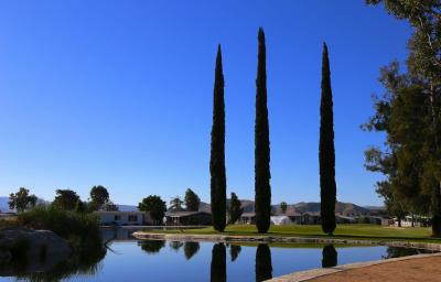 Photo 4 of 10 of home located at 5001 W Florida Ave, #700 Hemet, CA 92545