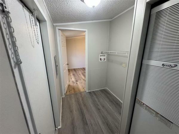2016 BP-1664-32C  Home