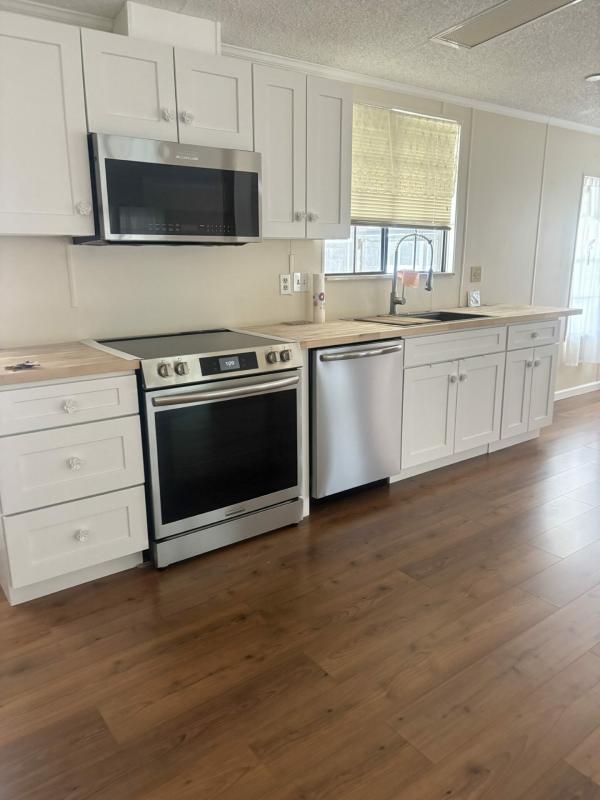 1987 GLEN Mobile Home For Sale