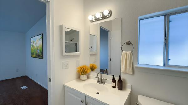 2005 Skyline PSP2304CT  Home