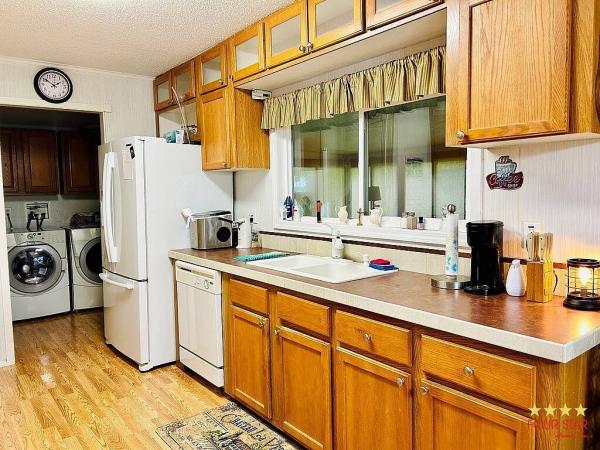 2005 LEGE  Home