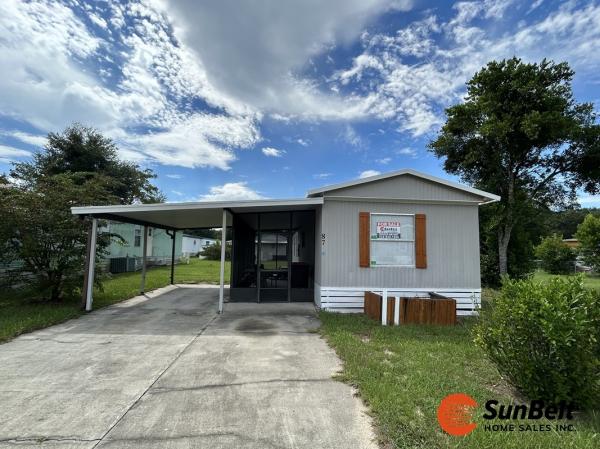 Photo 1 of 2 of home located at 5431 NE 35th Street Lot 87 Silver Springs, FL 34488