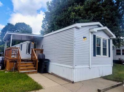 Photo 2 of 10 of home located at 6407 Breezeway Dr Brighton, MI 48114