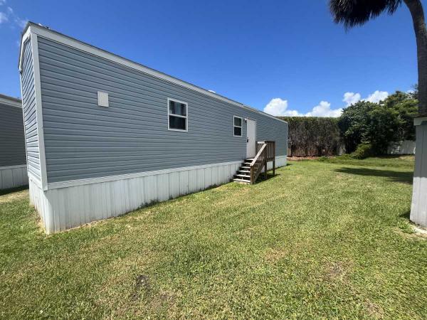  Mobile Home For Sale