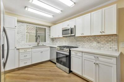 Photo 4 of 8 of home located at 3263 Vineyard Ave. #132 Pleasanton, CA 94566