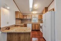 1987 Bayshore Manufactured Home