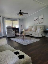 2000 Clayton  Mobile Home