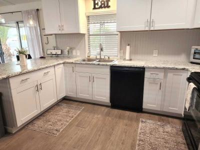 Photo 5 of 27 of home located at 834 S Meridian Road, Lot 98 Apache Junction, AZ 85120