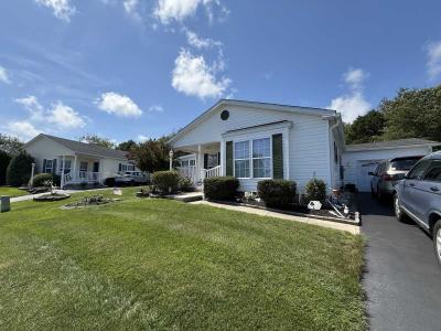 Photo 2 of 31 of home located at 82 Perry's Lane Manahawkin, NJ 08050
