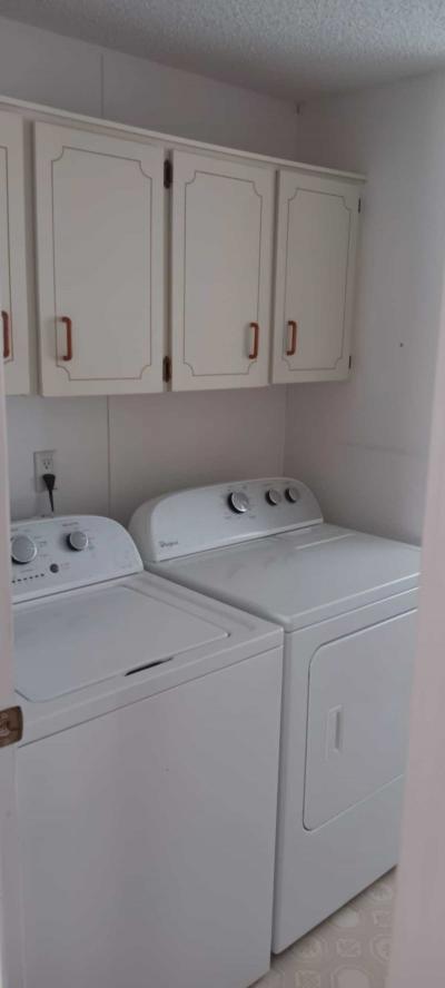 Photo 3 of 15 of home located at 9715 Asbury Dr Parrish, FL 34219