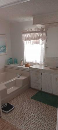 1990 Homes of Merit Mobile Home