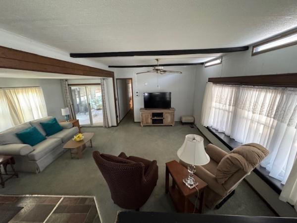 1972 Holly Park Mobile Home