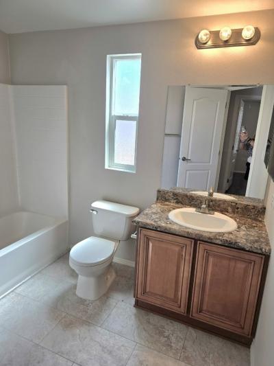 Photo 2 of 18 of home located at 19602 N. 32nd St. #129 Phoenix, AZ 85050