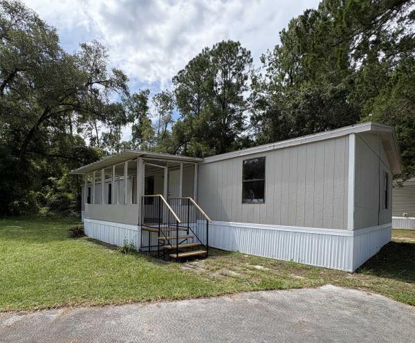 1986  Mobile Home For Sale