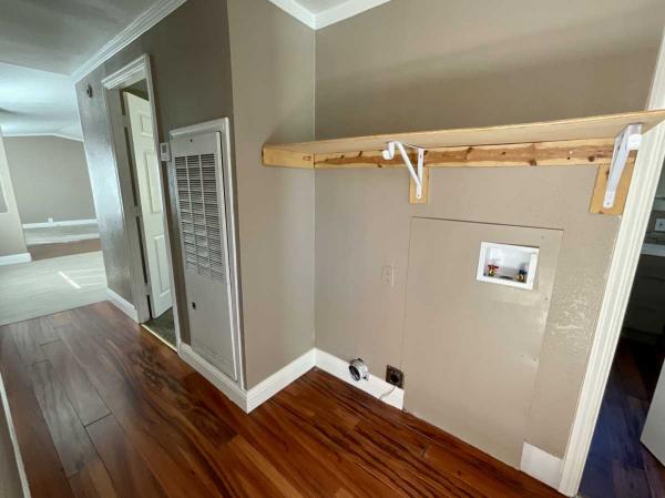 1984 Manatee Champion Manufactured Home