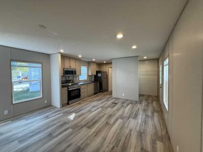 Mobile Home at 7534 Us-60 #73 Republic, MO 65738