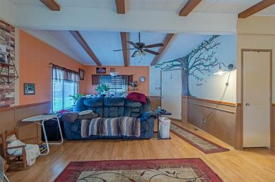 Photo 4 of 17 of home located at 2627 S. Lamb Blvd. Las Vegas, NV 89121