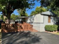 1995 Oakwood Mobile Home
