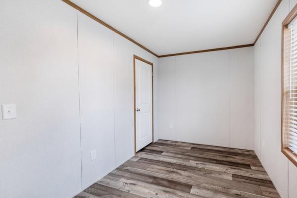 2025 Colony Beacon Manufactured Home