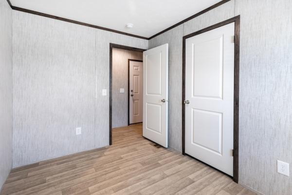 2025 Colony Beacon Manufactured Home