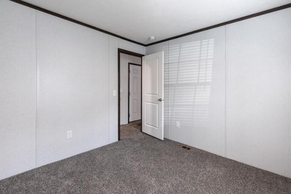 2025 Colony Beacon Manufactured Home