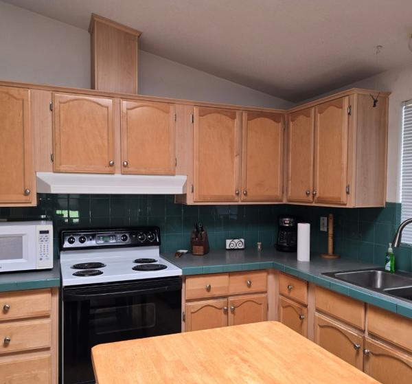 2001 Cavco Mobile Home