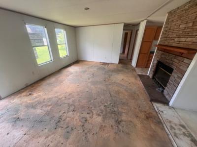 Photo 2 of 9 of home located at 19 Highway 251 Darien, GA 31305
