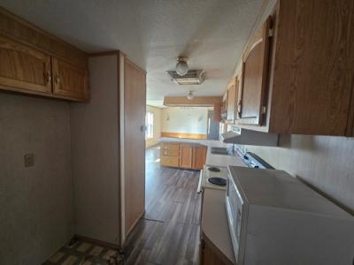 Photo 5 of 10 of home located at 3860 Midland Dr Trlr C39 Roy, UT 84067
