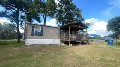 Mobile Home at 4702 Rj Welch Rd Friendship, TN 38034