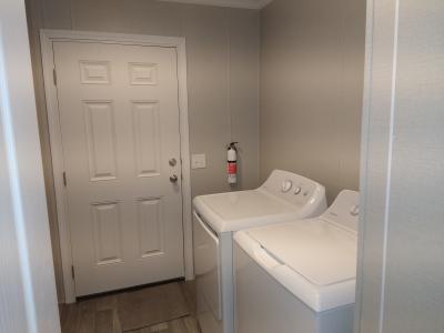 Photo 2 of 12 of home located at 409 E Van Buren Cir Davison, MI 48423