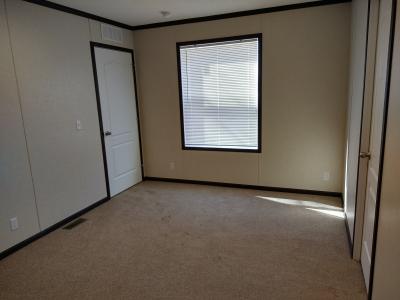 Photo 4 of 8 of home located at 6 Nixon Dr Davison, MI 48423