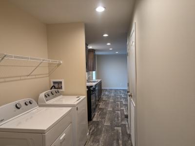 Photo 3 of 11 of home located at 169 Monroe Dr Davison, MI 48423