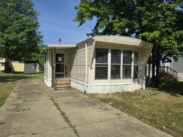 1983 WINDSOR Manufactured Home
