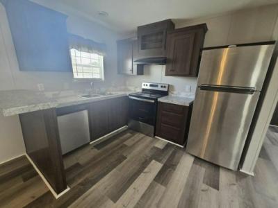 Photo 3 of 8 of home located at 4000 24th St N Unit 456 Saint Petersburg, FL 33714