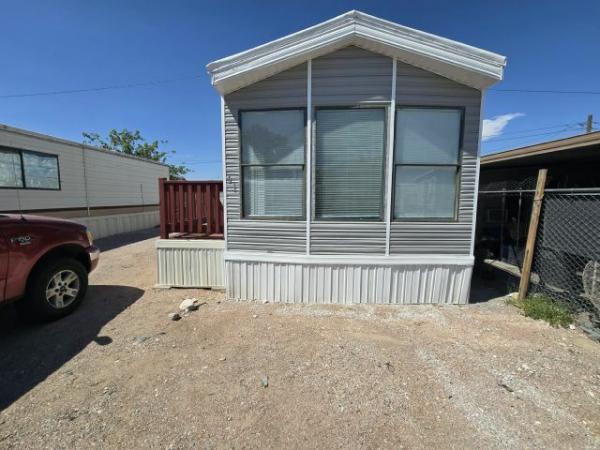 1990 SKHI Mobile Home For Sale