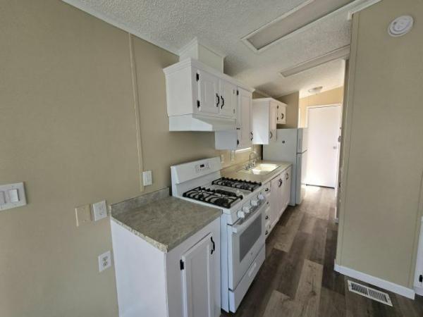 1990 SKHI Manufactured Home