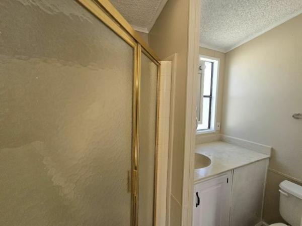 1990 SKHI Manufactured Home