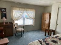 1987 Burlington Kingfield Manufactured Home