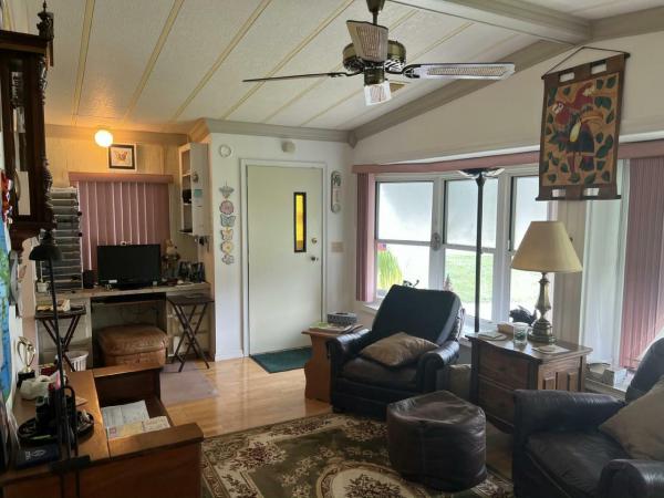 1985 HS TWIN Manufactured Home