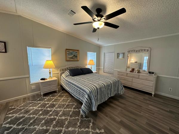 1990 Palm Harbor HS Mobile Home