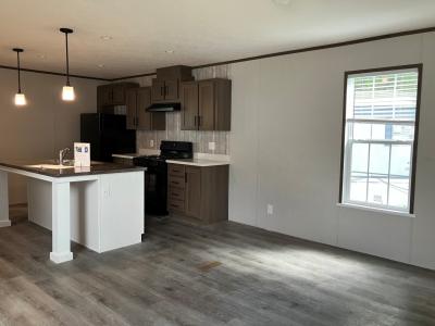 Photo 5 of 15 of home located at 122 Oren Drive Galesburg, IL 61401